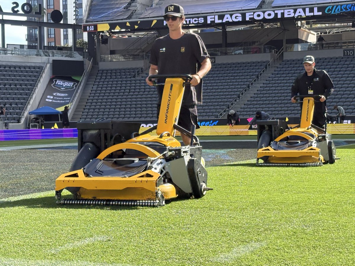 Mike Reno tweet media