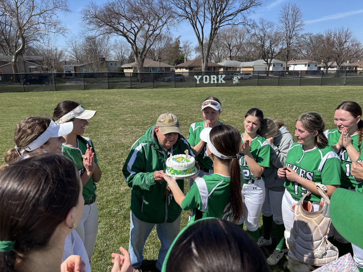 York Dukes Softball tweet media
