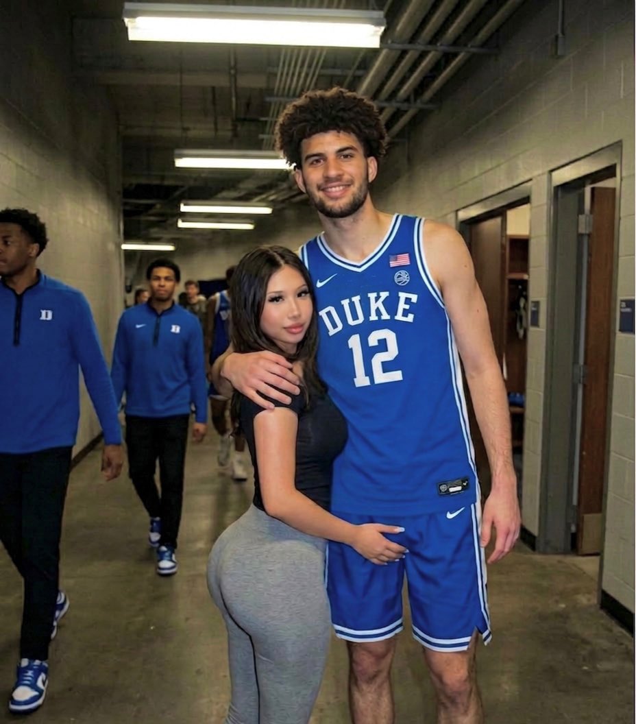 sexy princess tweet media