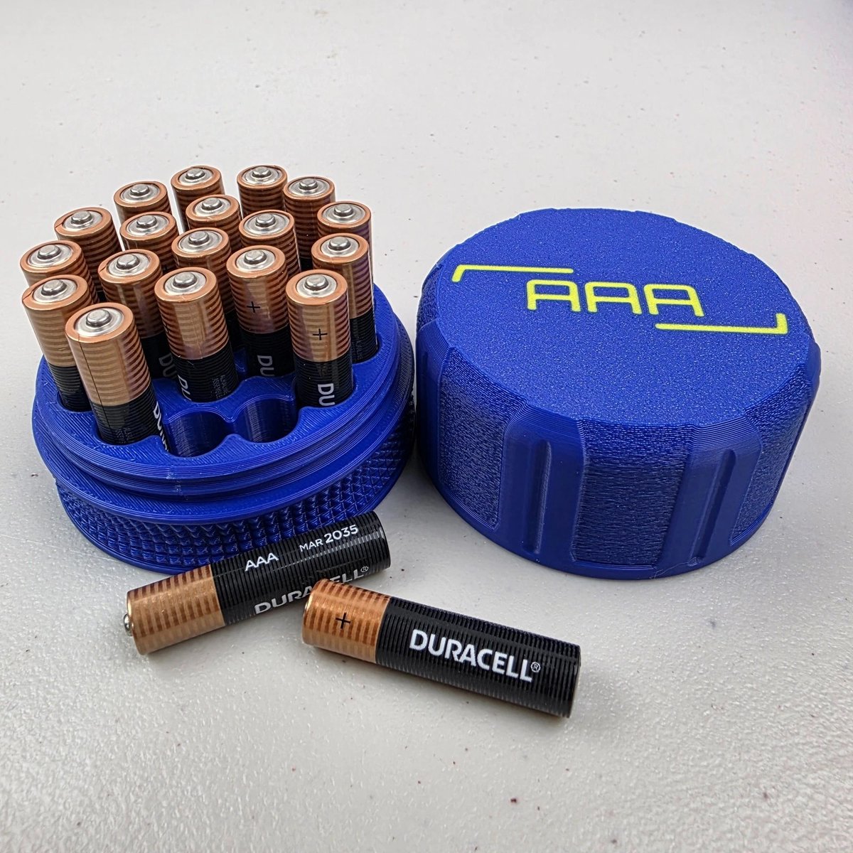 gr8prices1's tweet photo. AAA Battery Storage Case Container Holds 20 Batteries w/ Screw On Lid 3D Printed &amp; Ships Free Next Day from Utah 🇺🇸🔋| Trusted eBay Seller since 2002 ⭐

#BatteryStorage   #storage #storagecase  #batteries #gr8prices #ebay #freeshipping https://t.co/owOqPYCDyl #eBay via @eBay https://t.co/jTqRcn4ohL