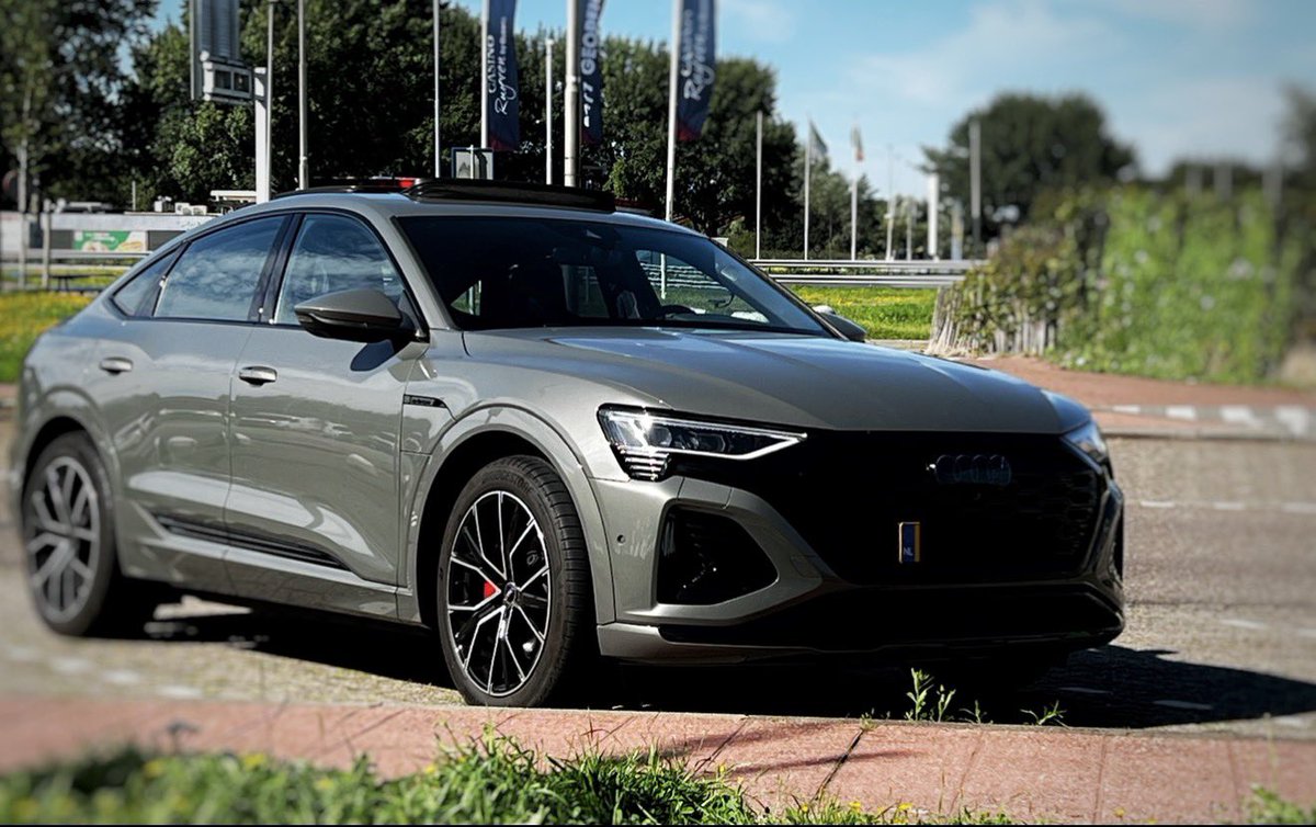 BaldCoffee tweet media