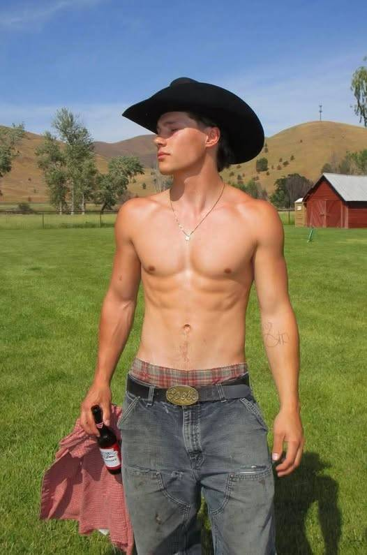 boy for contact tweet media