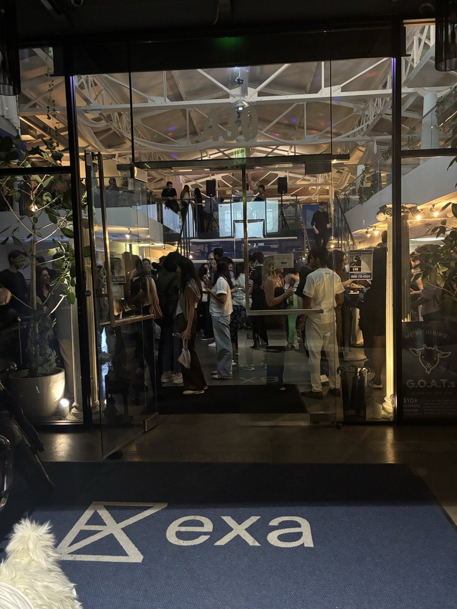 cato batato 😾 tweet media