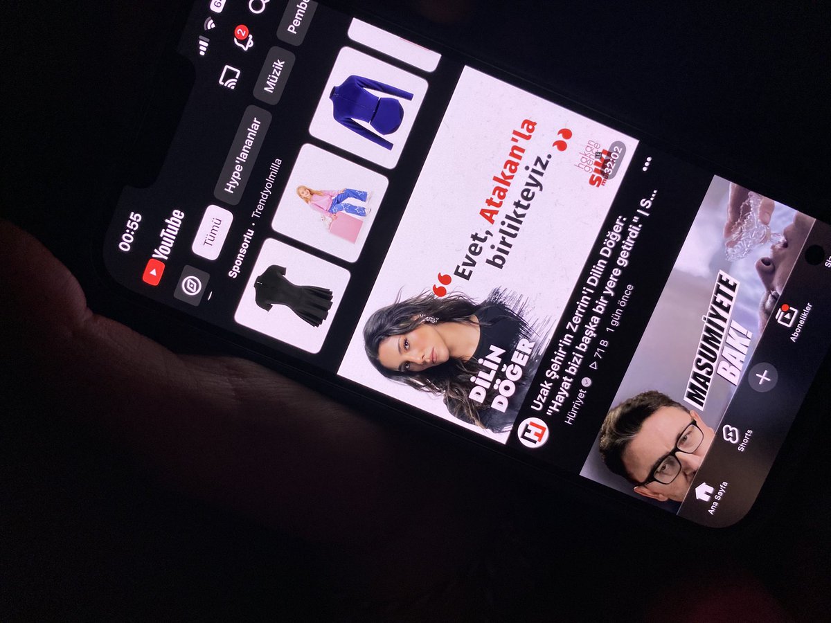 tüm ev halkına izlettim sanırım hepside dilinin diksiyonu ve ses tonuna hayran kaldı🥹🥹🥹