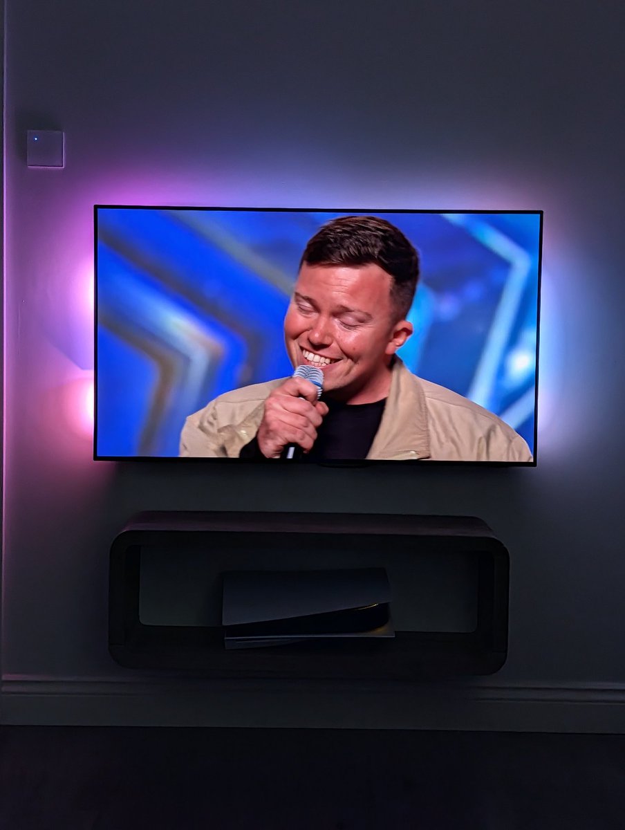 aye, when tweet media