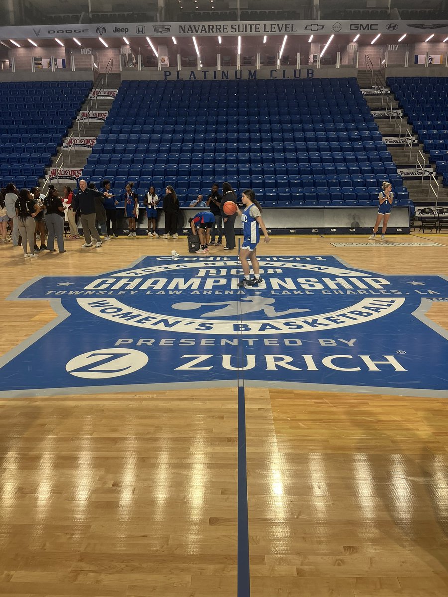 StevenStockSWIC's tweet photo. .@SWICWBB has arrived here in Lake Charles, Louisiana! Team is shooting around at the Townsley Law Arena, home of McNeese State. @gknolhoff @CoachDenney9 https://t.co/sTtwL2ojim