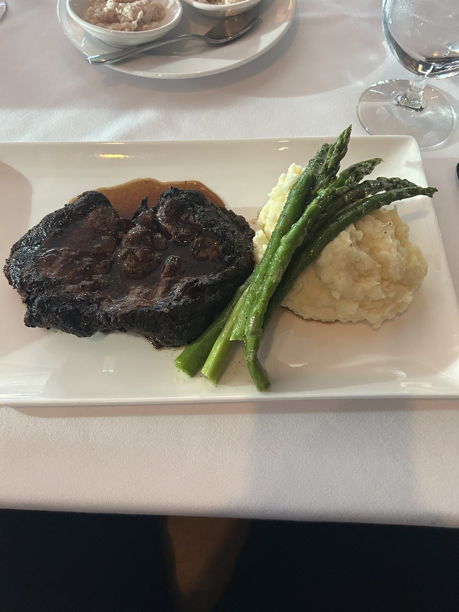 Larry/Balker tweet media