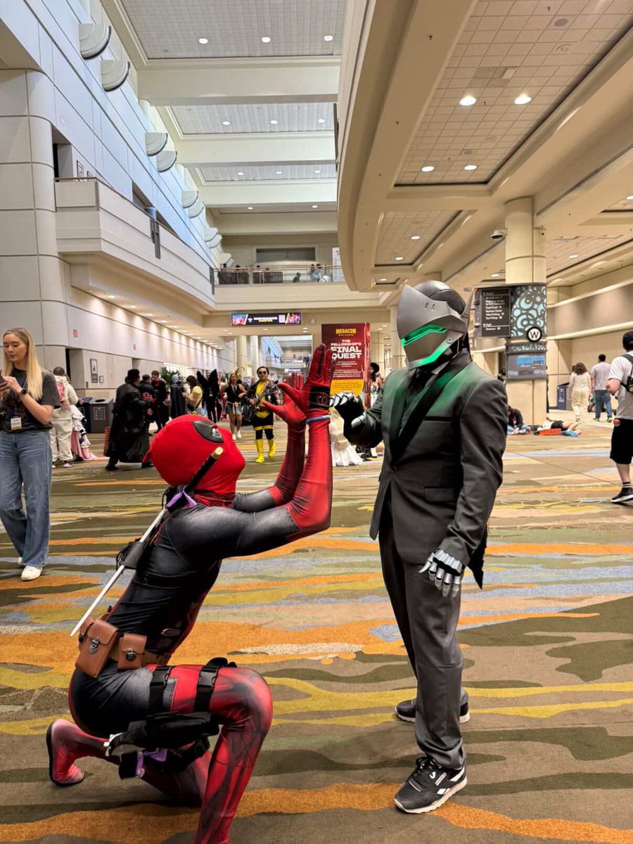 Candywing 🍬 tweet media