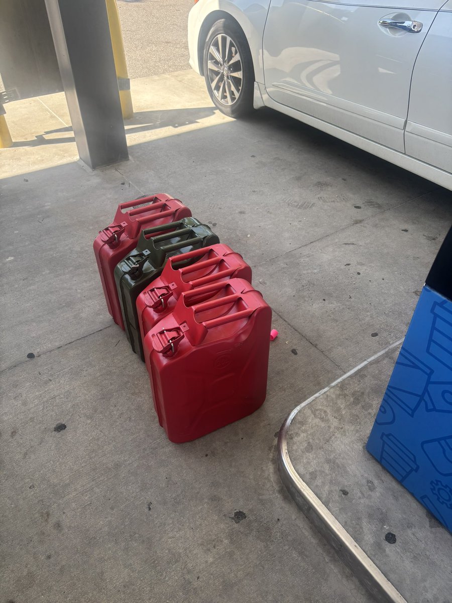 Философский пароход🇺🇸🇬🇪 tweet media