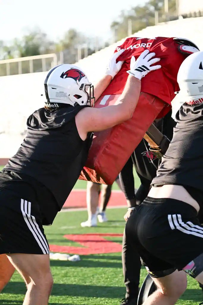 UIW Football tweet media