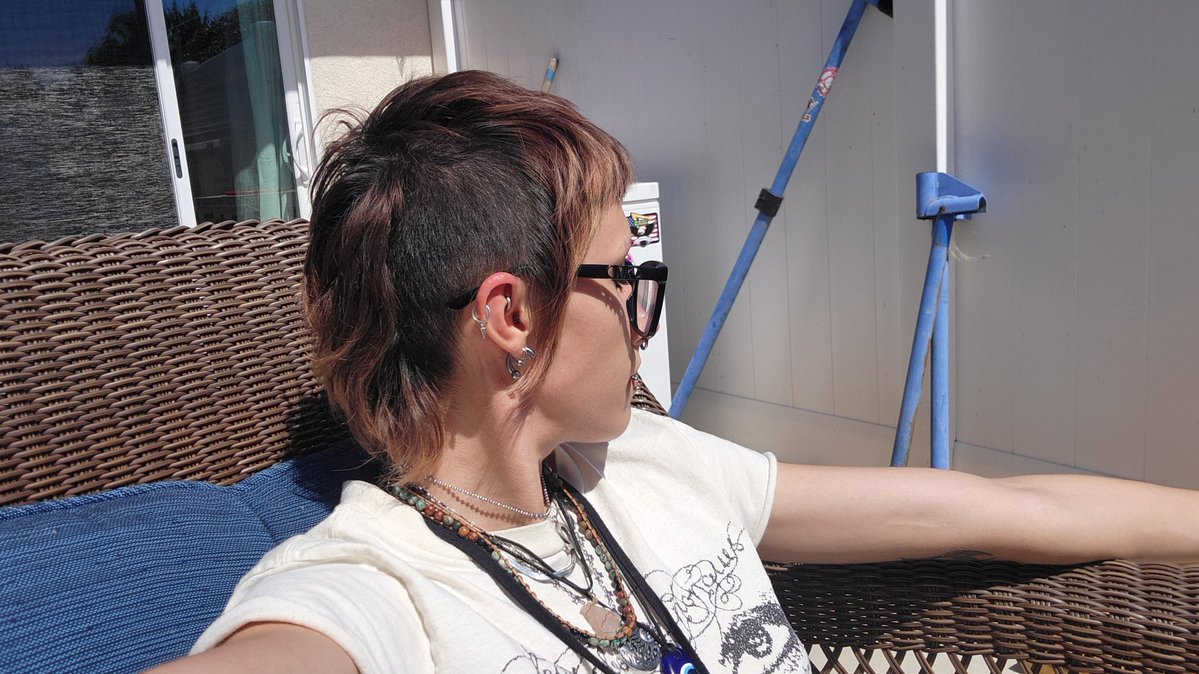 puppy girlfriend tweet media