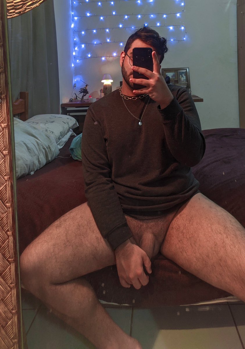 Exibicionista Tímido tweet media