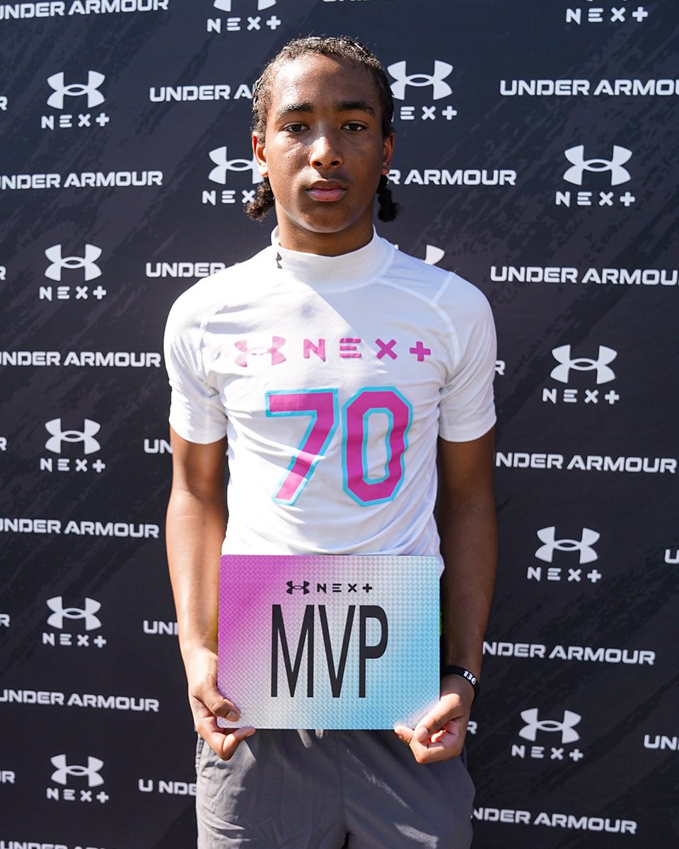 TheUCReport's tweet photo. The WR MVP at UA Next Camp in St. Louis is Jaydin Haller @JaydinHaller 

Really impressive performance, closed camp with a nasty one-hand contested catch #UANext https://t.co/6xhb76cvU1