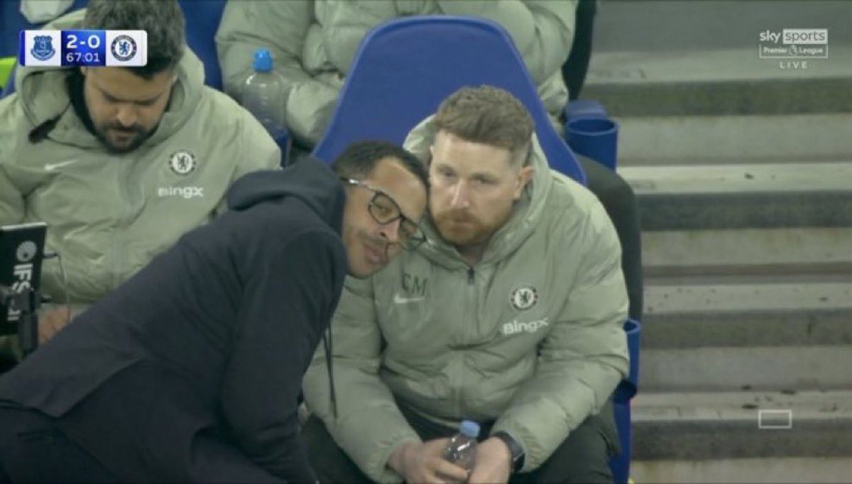 Elvis Tunde tweet media