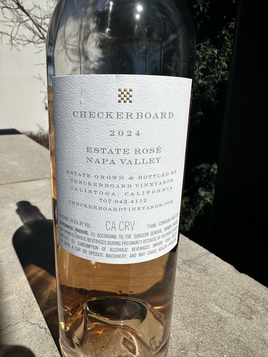 Kingpin_15's tweet photo. Just superb rose from #checkerboard up in Calistoga, new vineyard we found on recent trip. Outstanding experience. Brian was amazing. The Rose is a wine made on harvest mornings as a Saignée from the juice of cold berries. Blended from their red Bordeaux varietals. Anyone try? https://t.co/WvTuappcG8