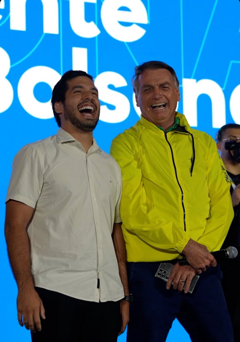 André Fernandes tweet media