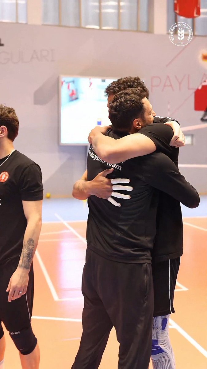 ophelia🐅🇹🇩🇳🇱 tweet media