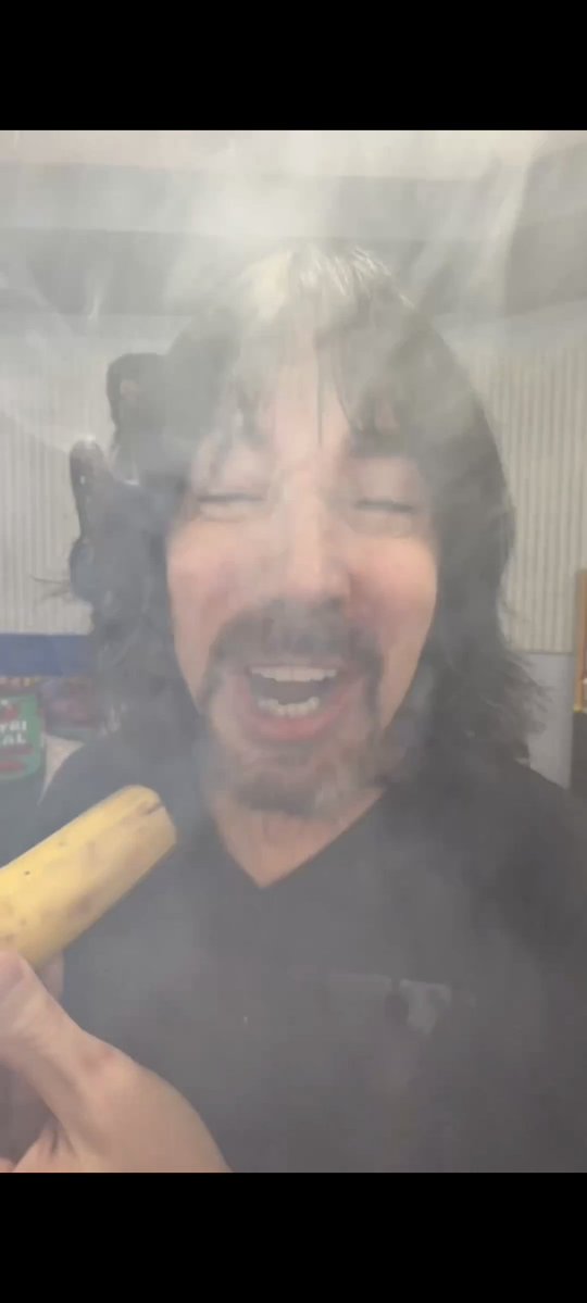 🩵Mr Fangs🩵 tweet media