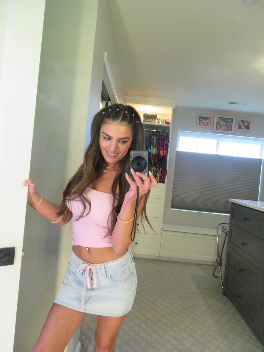 Carlie Jo tweet media