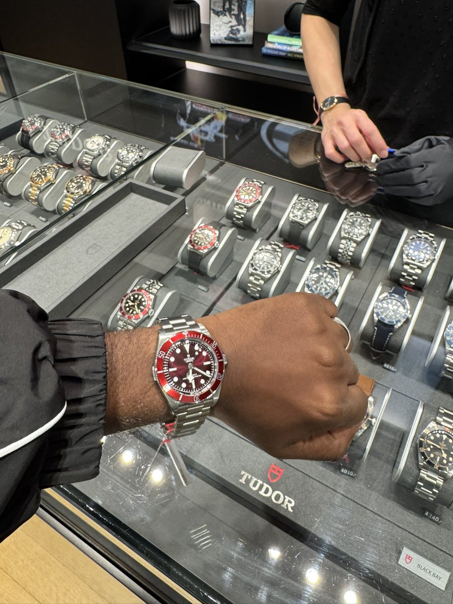 BRK🇫🇷 tweet media