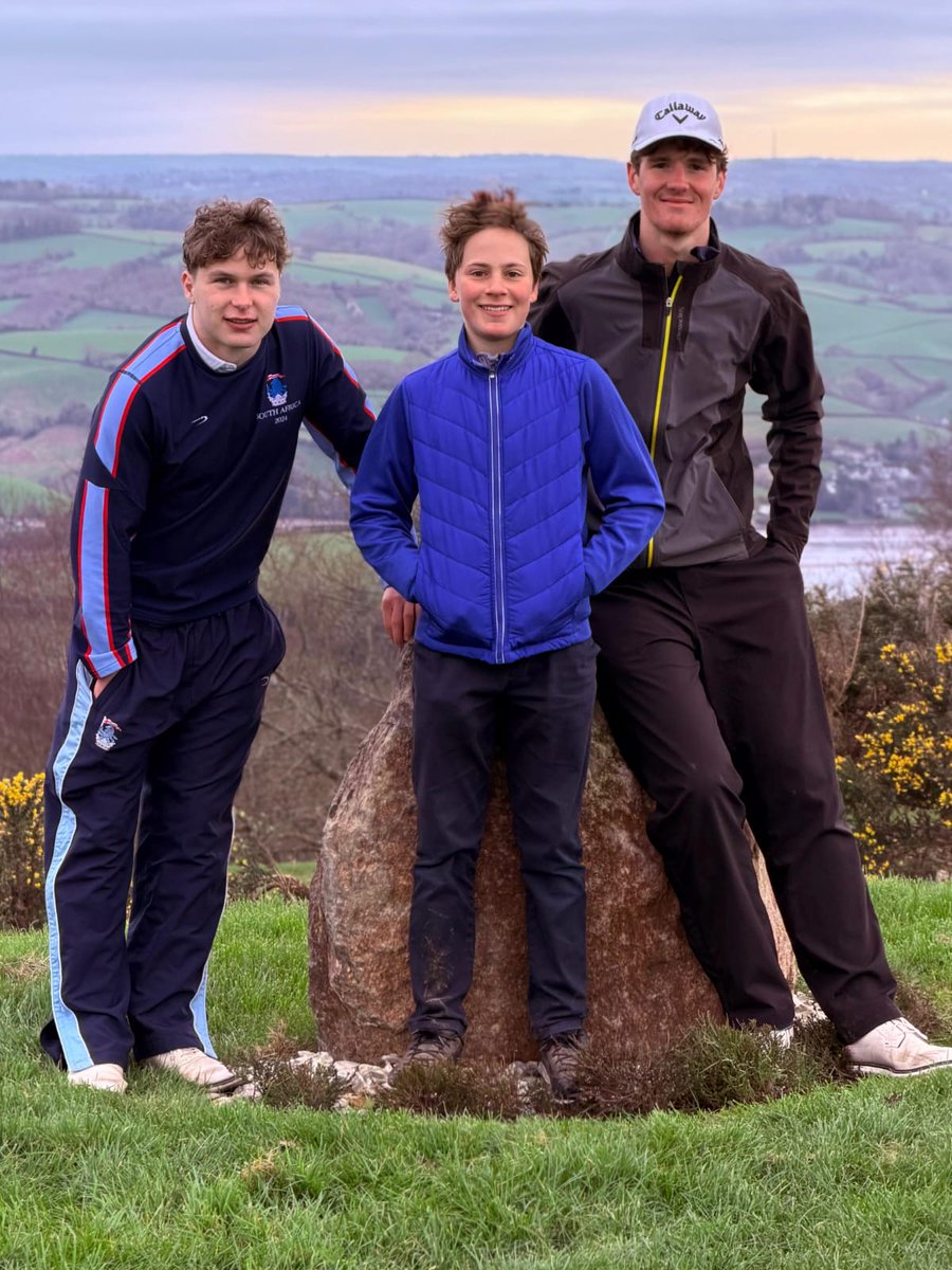 PinkClo48635561's tweet photo. What an achievement... Two years in a row 🏌️⛳💪👌 @wellingtonsch1 Golf Team through to the National Finals taking place @BrocketGolf in April 2026 #lovegolf #juniorgolf #golfer #Golf https://t.co/cYIPYXSKfv