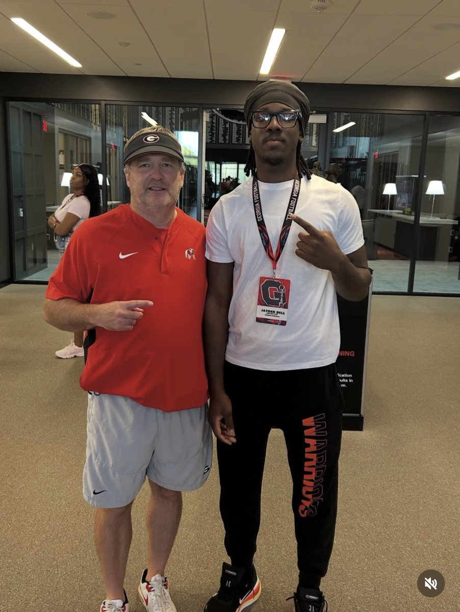 Jayden “Jbell “ Bell 6’5 DE ‘28 tweet media