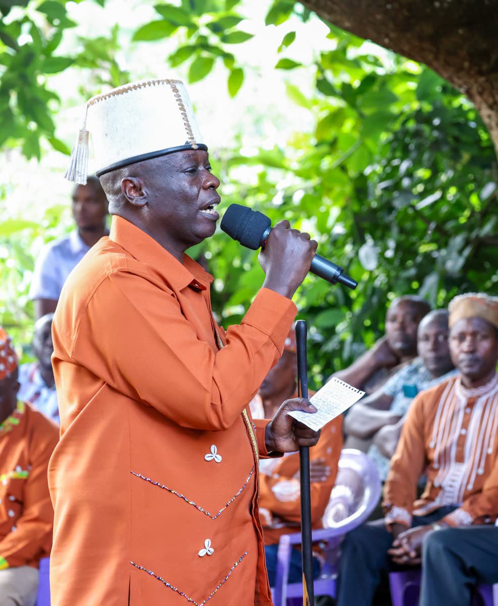 When kinsmen meet over a meal, they don’t do so because they don’t have food in their homes but to discuss their ways, customs and beliefs. 

Today was such a day as I met thousands of elders of Kiama Kiama in Githunguri to discuss our fears and our aspirations! The elders