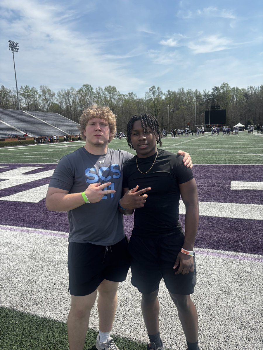 Jaylen_Samuel25's tweet photo. Blessed to visit Furman University @PaladinFootball with my teammates and watch their spring practice today! Loved the campus and energy‼️🙏🏾🏈 #AGTG #FUATT 

@jonathan_gess @amanirichburg88 @CoachSam_J @CoachTyColson @SCS_SabresFB @CoachJimmyS @TCoachCoop @CoachColder https://t.co/d313VxDtjy