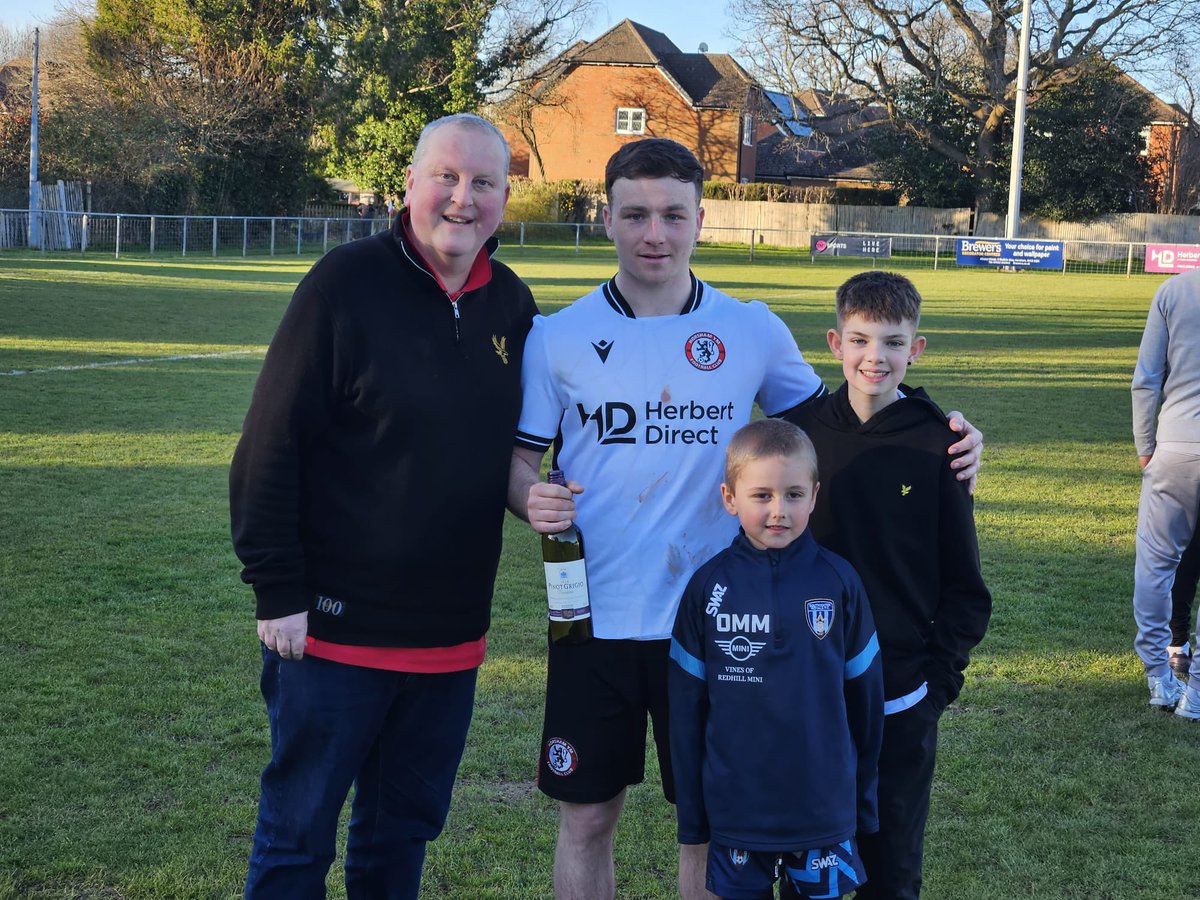 Horsham YM FC tweet media