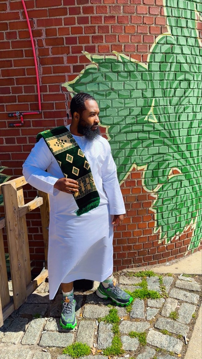 Ron__Price's tweet photo. 1447 🕌#Eidmubarak🌙 https://t.co/6X9ebBWlF4