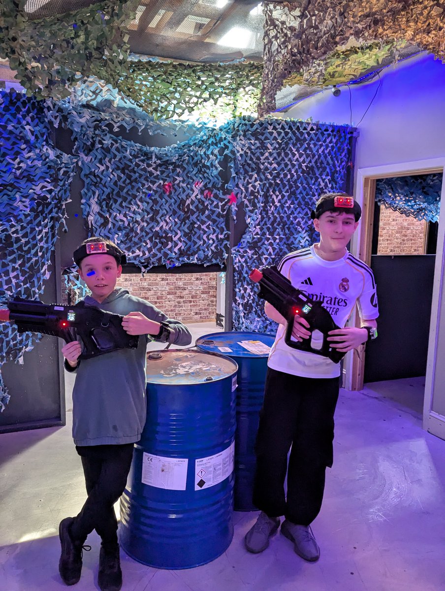 F_S_Events's tweet photo. Now that was a Fantastic Saturday! We hope you all had as much fun as we did 😄🎮🔫🎉 #FutureSurvival #Gaming #Lasertag #Gravesend https://t.co/xBWVzDCI7k