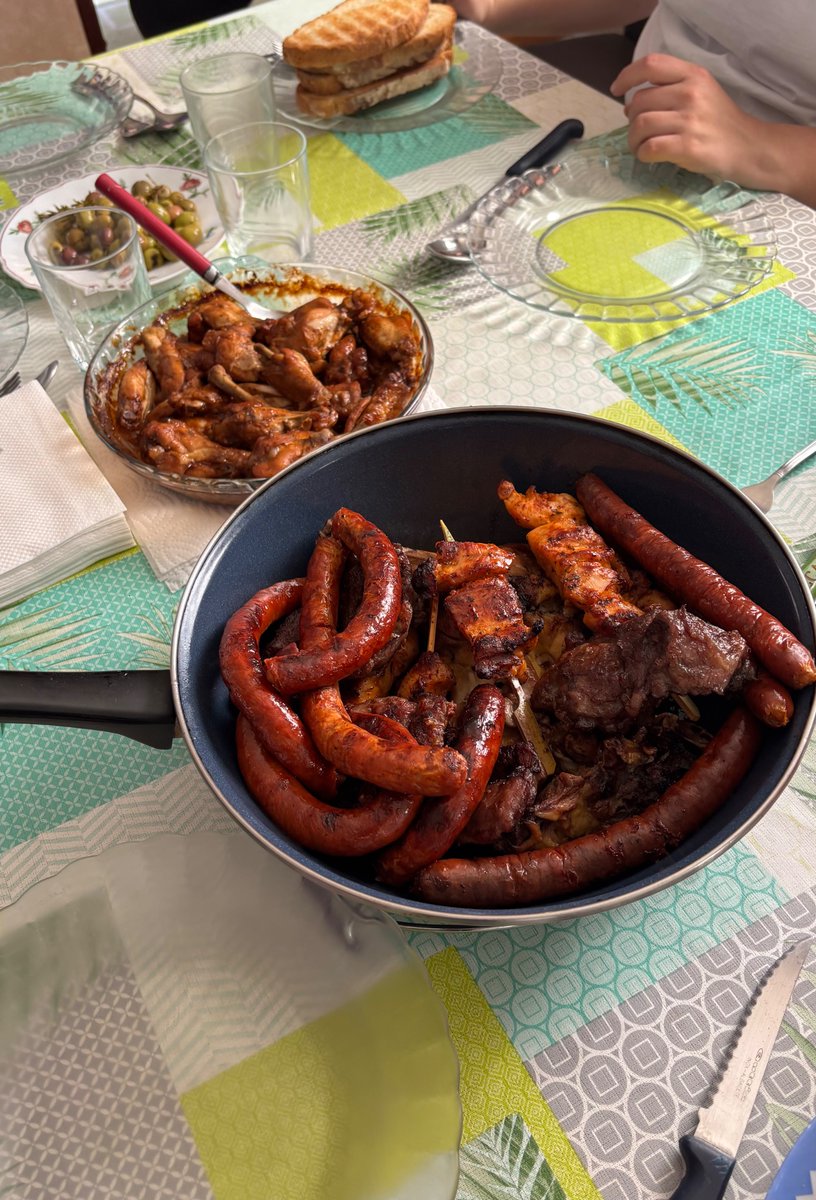 Albert ✞ tweet media