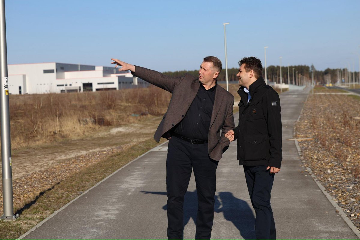 Lucjusz Nadbereżny tweet media