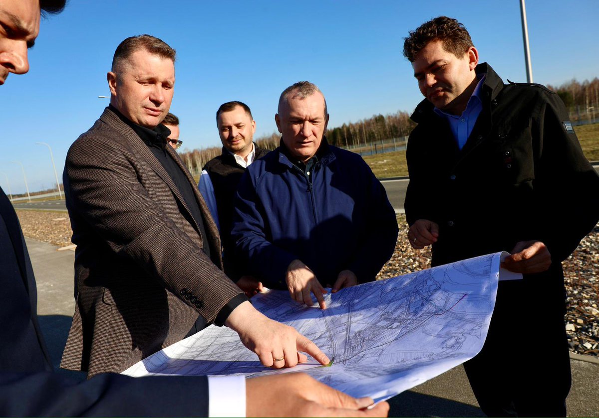 Lucjusz Nadbereżny tweet media