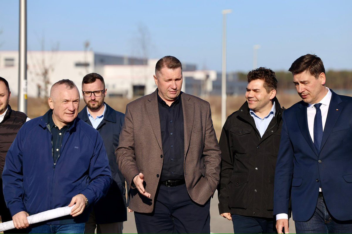 Lucjusz Nadbereżny tweet media