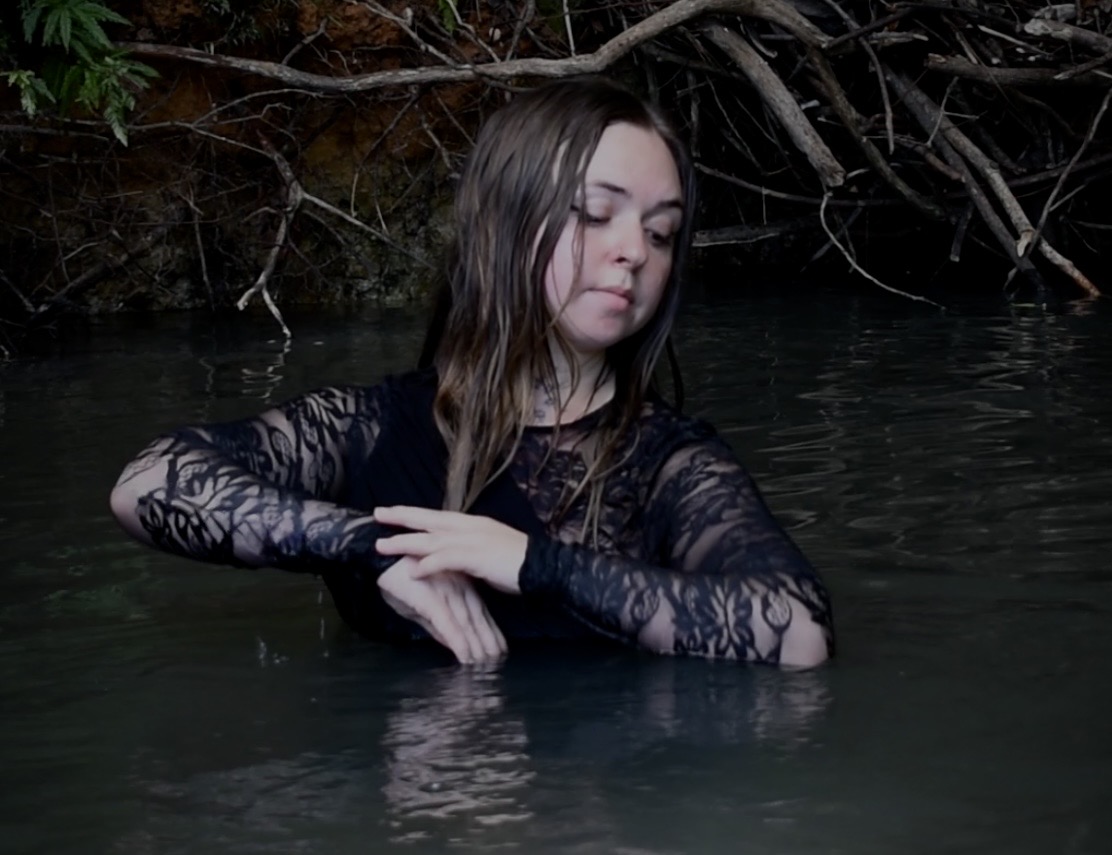 Beehive Candy tweet media