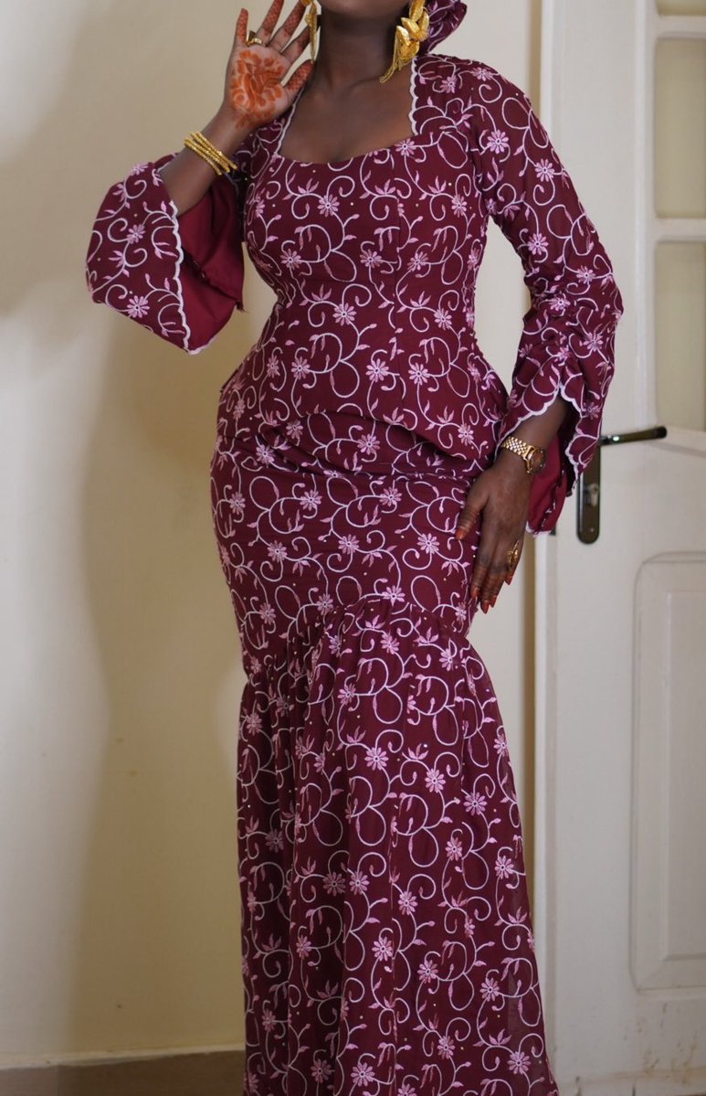 N.M 🤎 tweet media