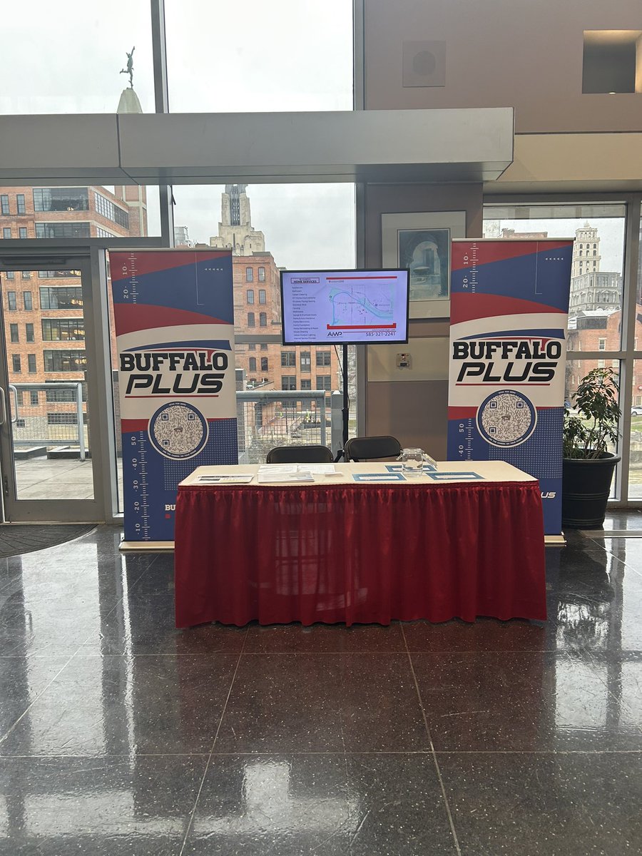 At the home show. See this but don’t see any of my friends….. <a href="/MikeCatalana/">Mike Catalana</a> <a href="/JennaCottrell/">Jenna Cottrell</a> <a href="/danfetes/">Dan Fetes</a>