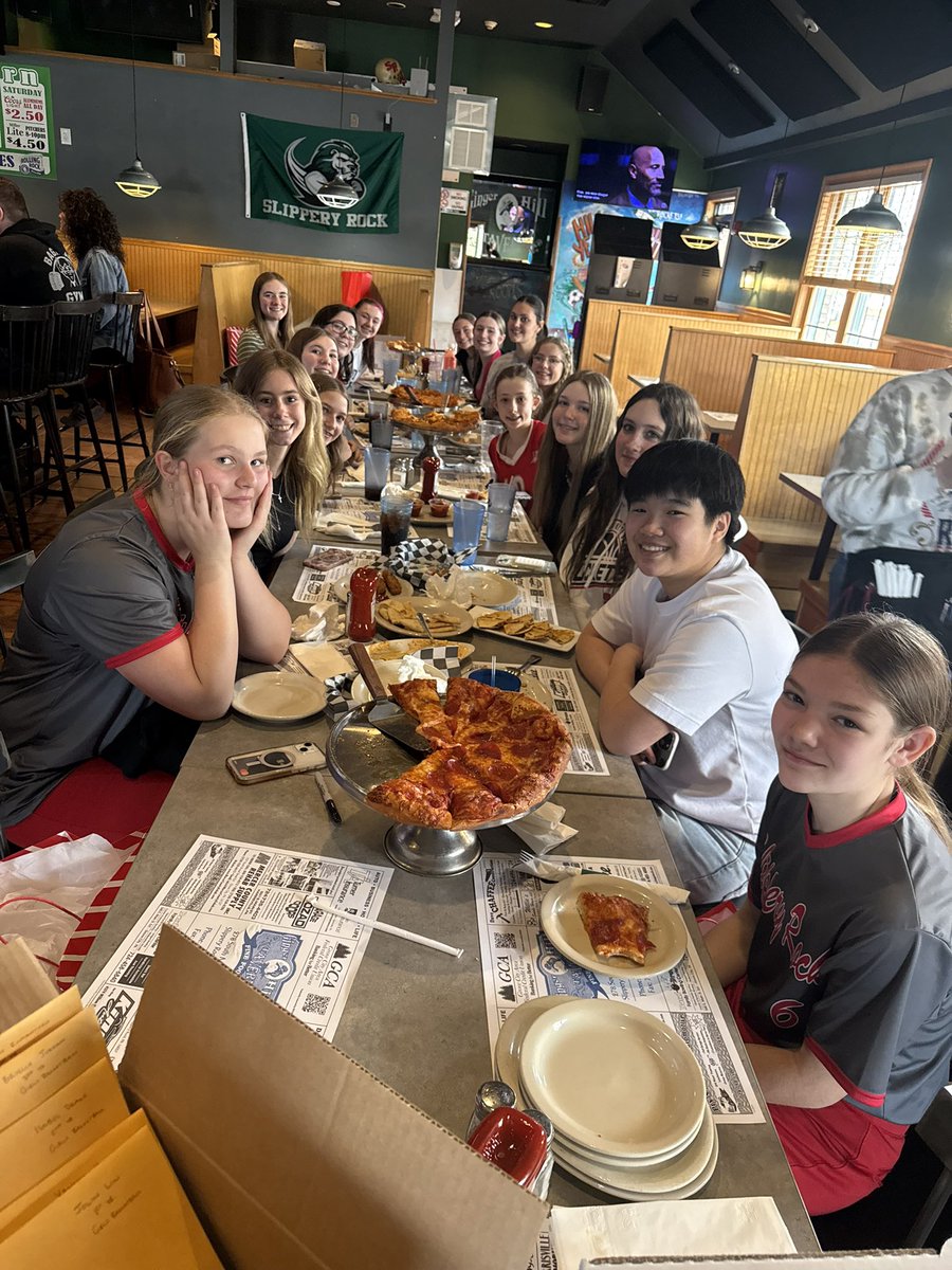 SRHS Girls Basketball tweet media