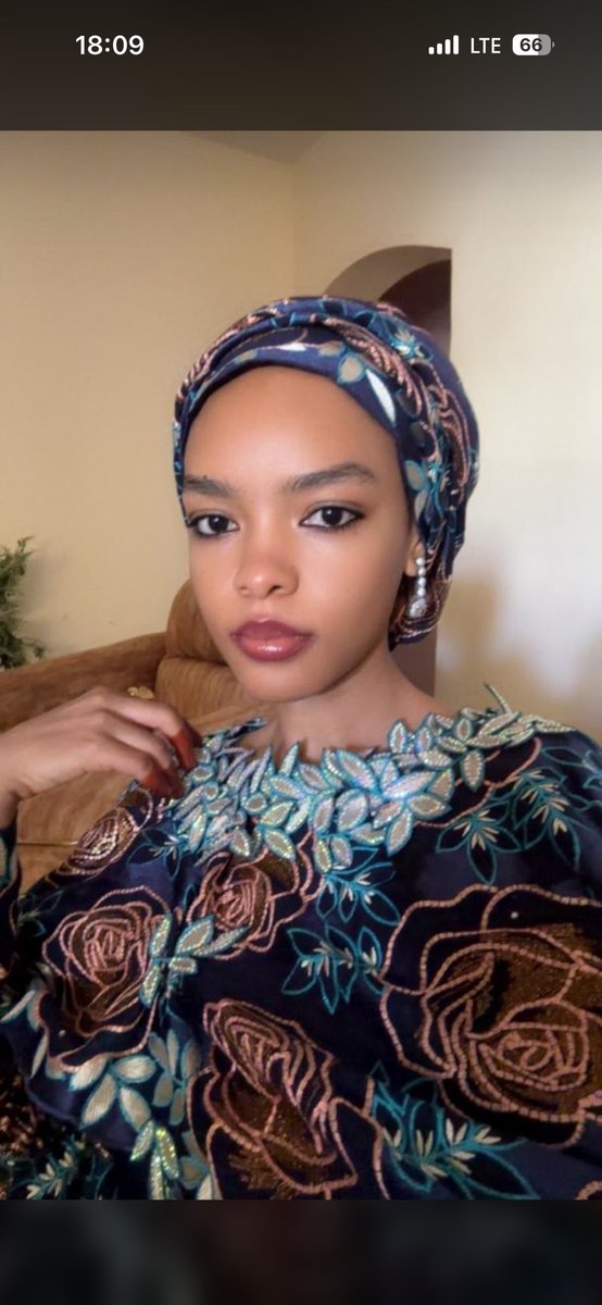 __azelea's tweet photo. Eid Mubarak gorgeous @LafayaHub ilysm 🫵🔥 https://t.co/tLhWsDxE2j