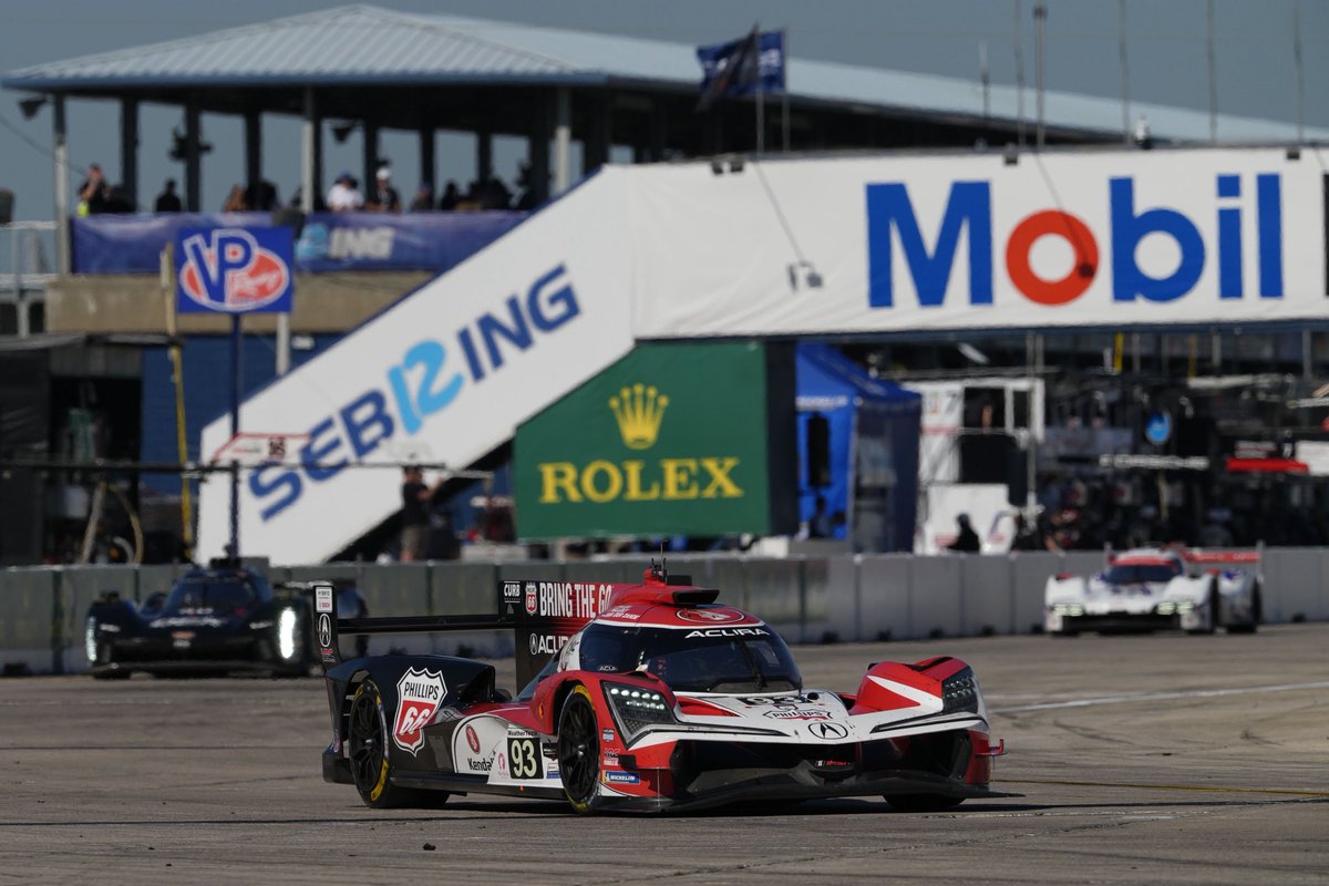 MeyerShankRac's tweet image. Halfway update:

Nick Yelloly No. 93: P3
Tom Blomqvist No. 60: P5

#Sebring12 // #IMSA // #Acura