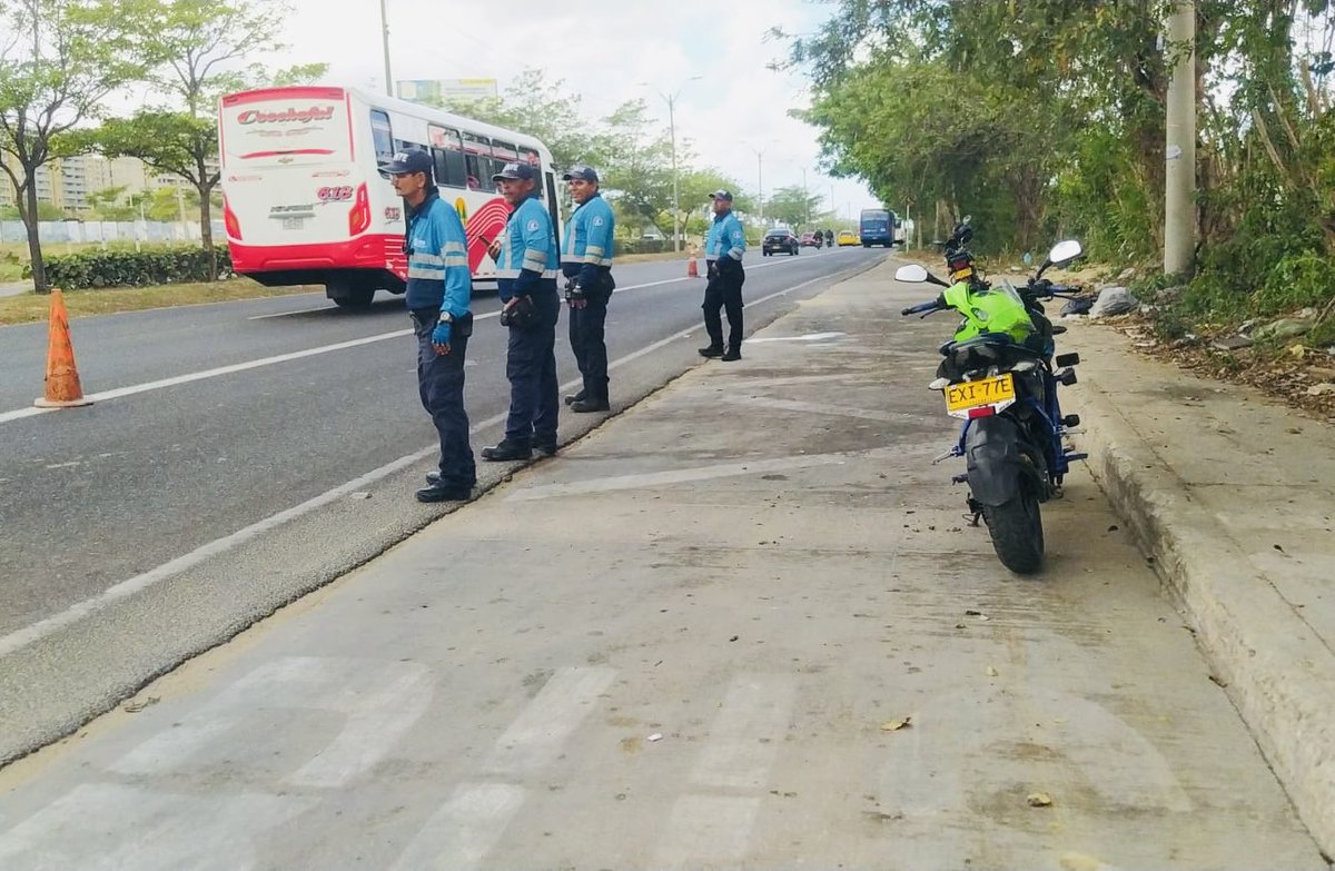 Área Metrop. Bquilla tweet media