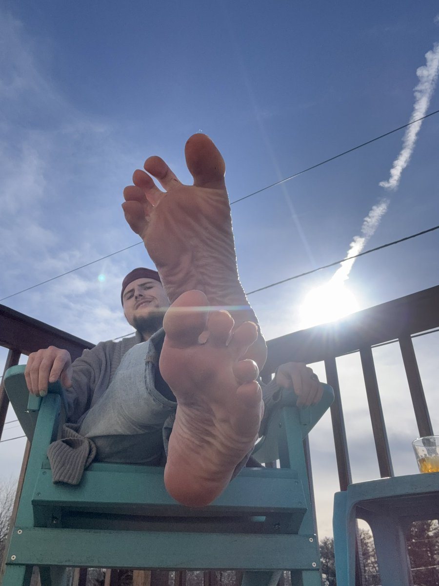 RobertL21199506's tweet photo. “Brah!” 
* shove’s feet in your face*
“ the hell do you mean you never experienced having feet in your face?! Get over here and enjoy your fantasy.”
* Wiggles toes a bit*
“ sorry they’re a bit dry, I wasn’t expecting to hear such a confession…”

#malefeet #footfetish #feet #toes https://t.co/QqNVakRqEp