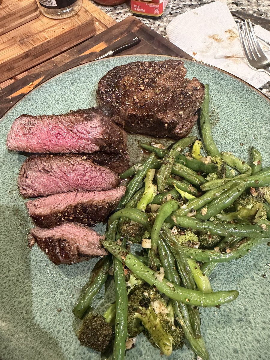 AllAmerican tweet media