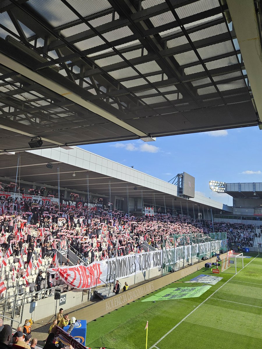 groundhopper_92 tweet media