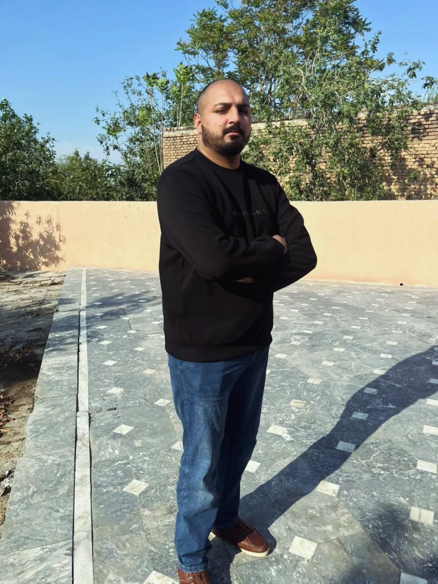 🇵🇸🇸🇩🇨🇩🇭🇹 Basitsnake @ Home tweet media