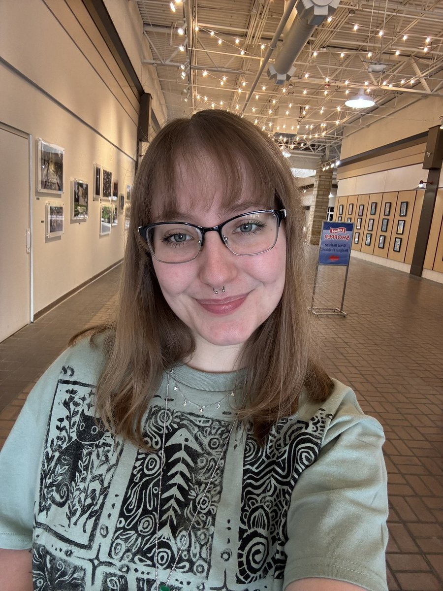 Brooke ‧₊˚ ☽ ⋅ ⊬ tweet media