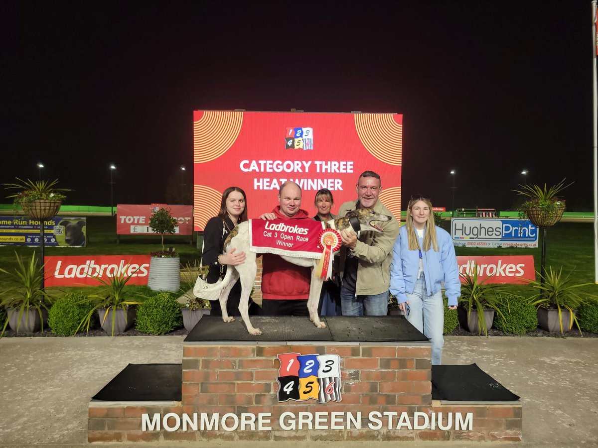 Monmore Racing Office tweet media