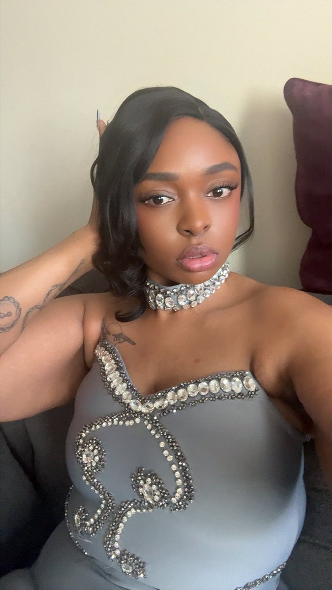 Kai 💜 tweet media