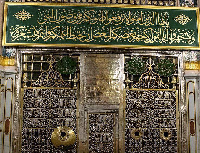 ablajy's tweet photo. الأشراف الأبالجة  وتم دخول غامد كما وصفت في كتب التاريخ المتقدمة مكة المكرمة شرفها الله ٣ أيام مع تحفظي على ما ورد في السير من بعض الأحداث التي لا تجوز وغير متوقع حدوثها لحرمة مكة المكرمة ومعرفة الجميع بذلك من المتقدمين الأشراف الأبالجة ولا تحدث تحت حكم الشرع والدين لا سيما https://t.co/3AbskeeTpk